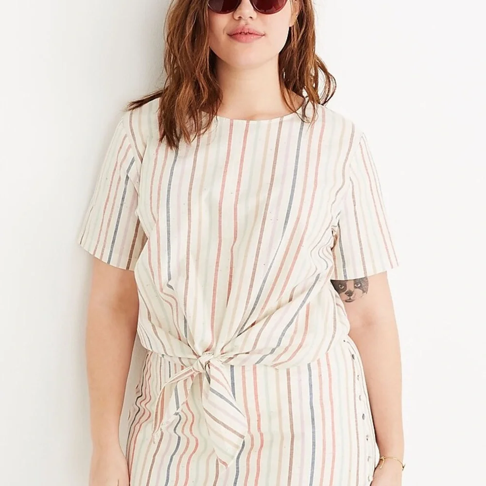 Madewell Button-Back Tie Tee - Picture 1 of 5